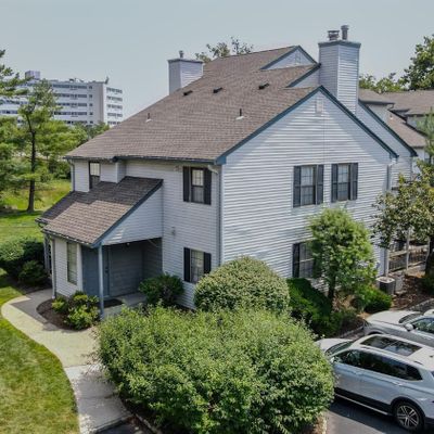 1602 Woodbridge Commons Way, Iselin, NJ 08830