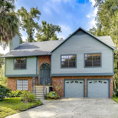 1921 River Crossing Dr, Valrico, FL 33596