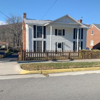 19437 Main St, Buchanan, VA 24066