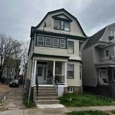 196 Amherst St, East Orange, NJ 07018