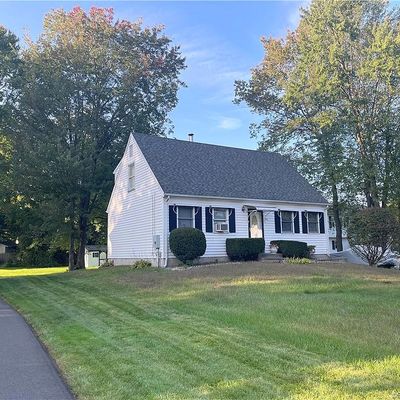 196 Pine Ln Extension, Windsor, CT 06095