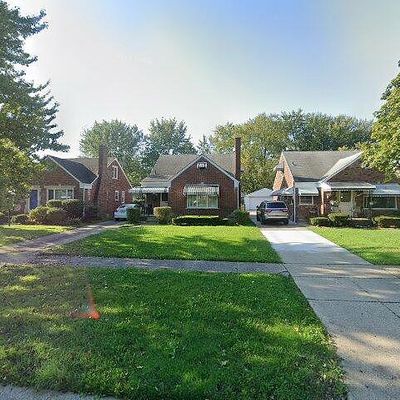 19916 Woodmont St, Harper Woods, MI 48225