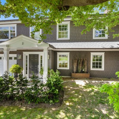 2 Mill Pond Ct, Cos Cob, CT 06807