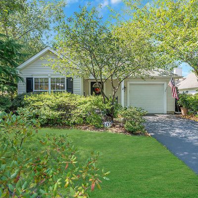 2 Winding River Rd, Lakewood, NJ 08701