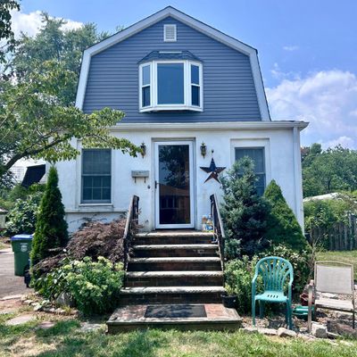 20 Peterson Ave, Edison, NJ 08817