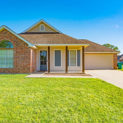 200 Oak Hill Ln, Youngsville, LA 70592