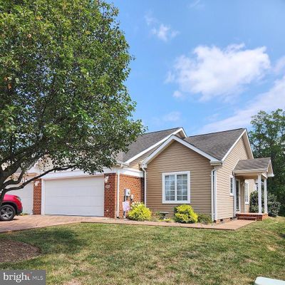 200 Stony Pointe Way, Strasburg, VA 22657