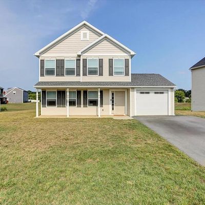 200 Woodridge Dr, Shippensburg, PA 17257