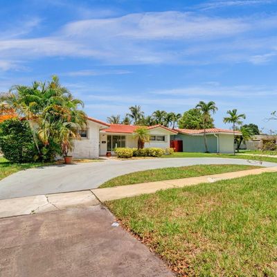 2003 N 45 Th Ave, Hollywood, FL 33021