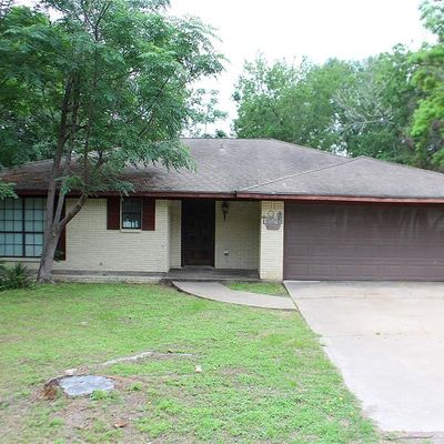 2005 Woodville Drive, Bryan, TX 77803