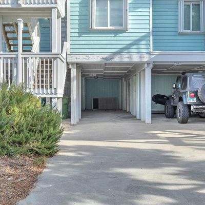 2005 Surfrider Ct, Kure Beach, NC 28449