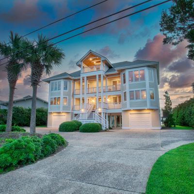 2007 N Lumina Avenue, Wrightsville Beach, NC 28480