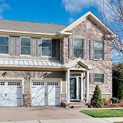 2007 Whitney Ln, Allendale, NJ 07401