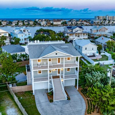 202 Coral Dr, Wrightsville Beach, NC 28480