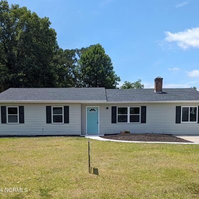 202 Princeton Dr, Jacksonville, NC 28546