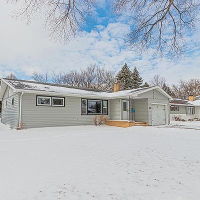 2021 7 Th St S, Moorhead, MN 56560