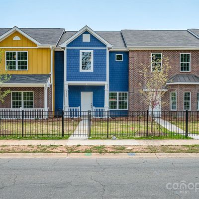 2029 Catherine Simmons Ave, Charlotte, NC 28216