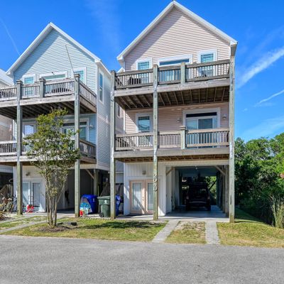 204 D Mandalay Court, Surf City, NC 28445