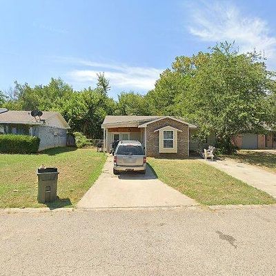 204 Debbie Ln, Tecumseh, OK 74873