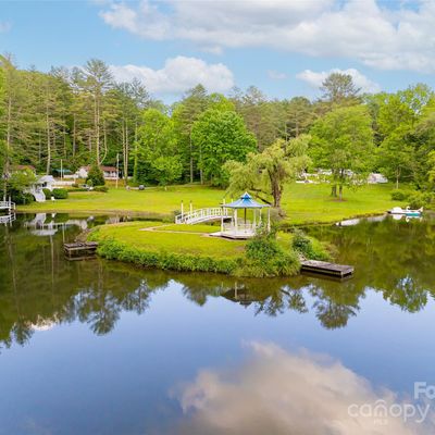 204 Rainbow Lake Dr, Brevard, NC 28712