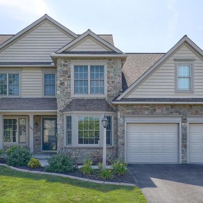 2040 Harvest Dr, Mechanicsburg, PA 17055