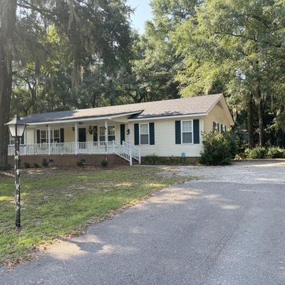 2045 Princess Pond Rd, Summerton, SC 29148