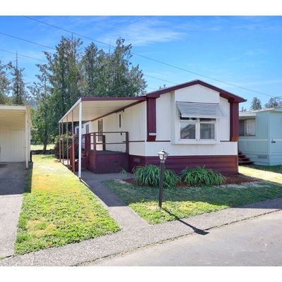 205 S 54th St, Springfield, OR 97478