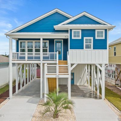 205 S Sixth Avenue, Kure Beach, NC 28449