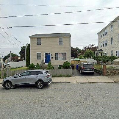 2059 Pleasant St, Fall River, MA 02723