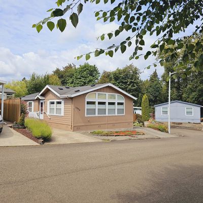 17974 S Grant Dr, Oregon City, OR 97045