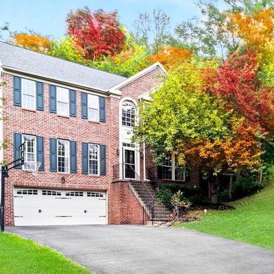 18 Big Woods Drive W, Glen Mills, PA 19342