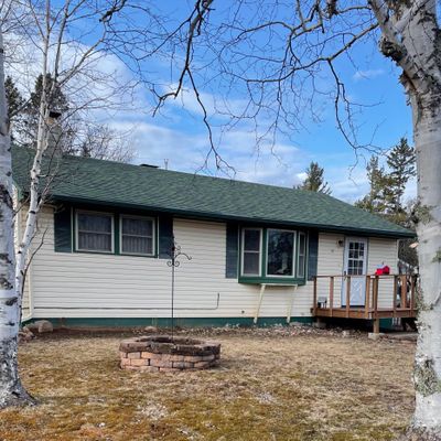 18 Evans Cir, Silver Bay, MN 55614