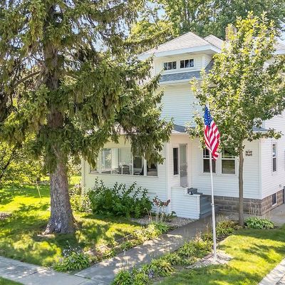 18 S 4 Th St, Winneconne, WI 54986