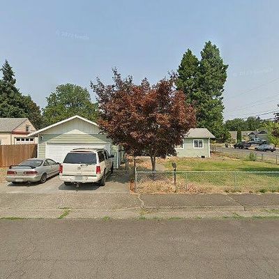 183 E Dodge St, Lebanon, OR 97355