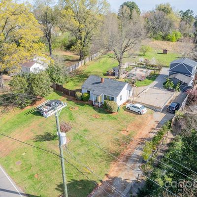 1833 Mclean Rd, Charlotte, NC 28213