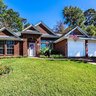 1864 Rollingwood Dr, Huntsville, TX 77340