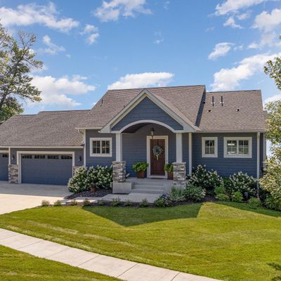 1875 Shoreline Blvd, Shakopee, MN 55379