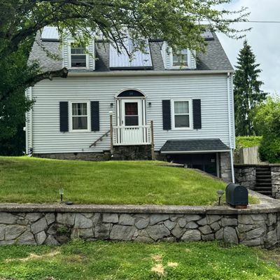 19 Colony St, Ansonia, CT 06401