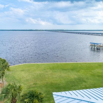 19 Mashes Sands Road, Ochlockonee Bay, FL 32346