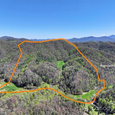 2180 Pigeon Roost Rd, Green Mountain, NC 28740