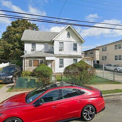 21811 141 St Rd, Springfield Gardens, NY 11413