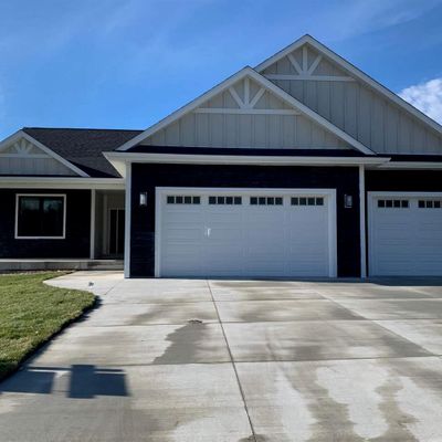 2186 Ne Maple Leaf Lane, Owatonna, MN 55060