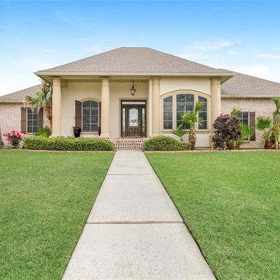 219 Azores Dr, Slidell, LA 70458