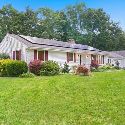 22 Middlefield Rd, Oxford, CT 06478