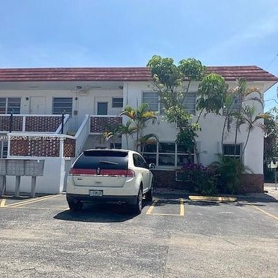 22 Se 3rd Ter, Dania Beach, FL 33004