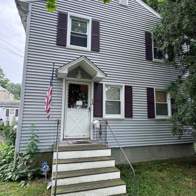 220 Pond St, Bridgeport, CT 06606