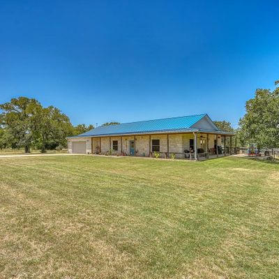 2207 Boxwood Circle, Kingsland, TX 78639