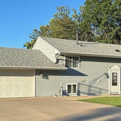 2208 Laramie Trl, Minneapolis, MN 55444