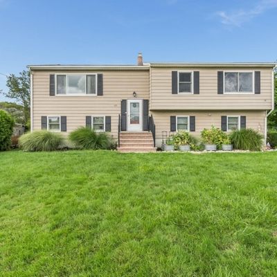 221 Fucillo St, Manville, NJ 08835