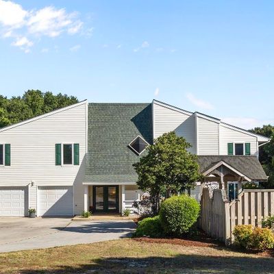 221 Heritage Lane, Kitty Hawk, NC 27949